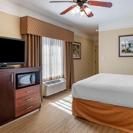 Best Western Plus Monica Royale Inn & Suites Greenville Kültér fotó