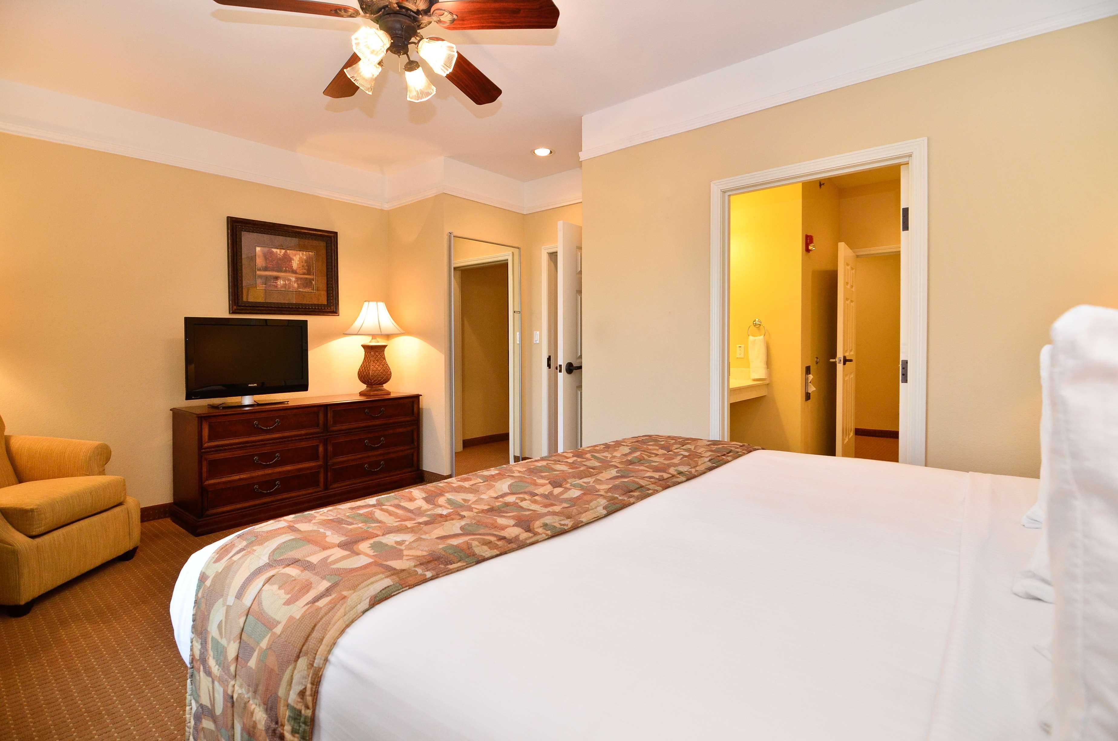 Best Western Plus Monica Royale Inn & Suites Greenville Kültér fotó