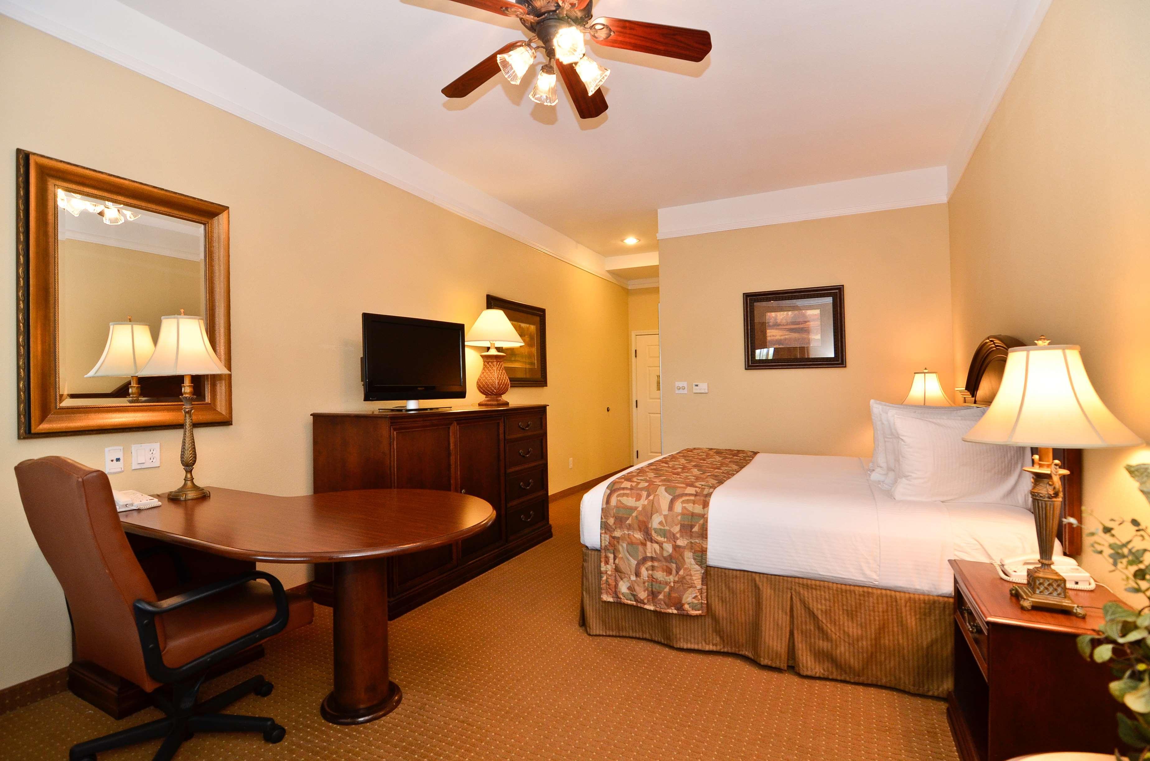 Best Western Plus Monica Royale Inn & Suites Greenville Kültér fotó