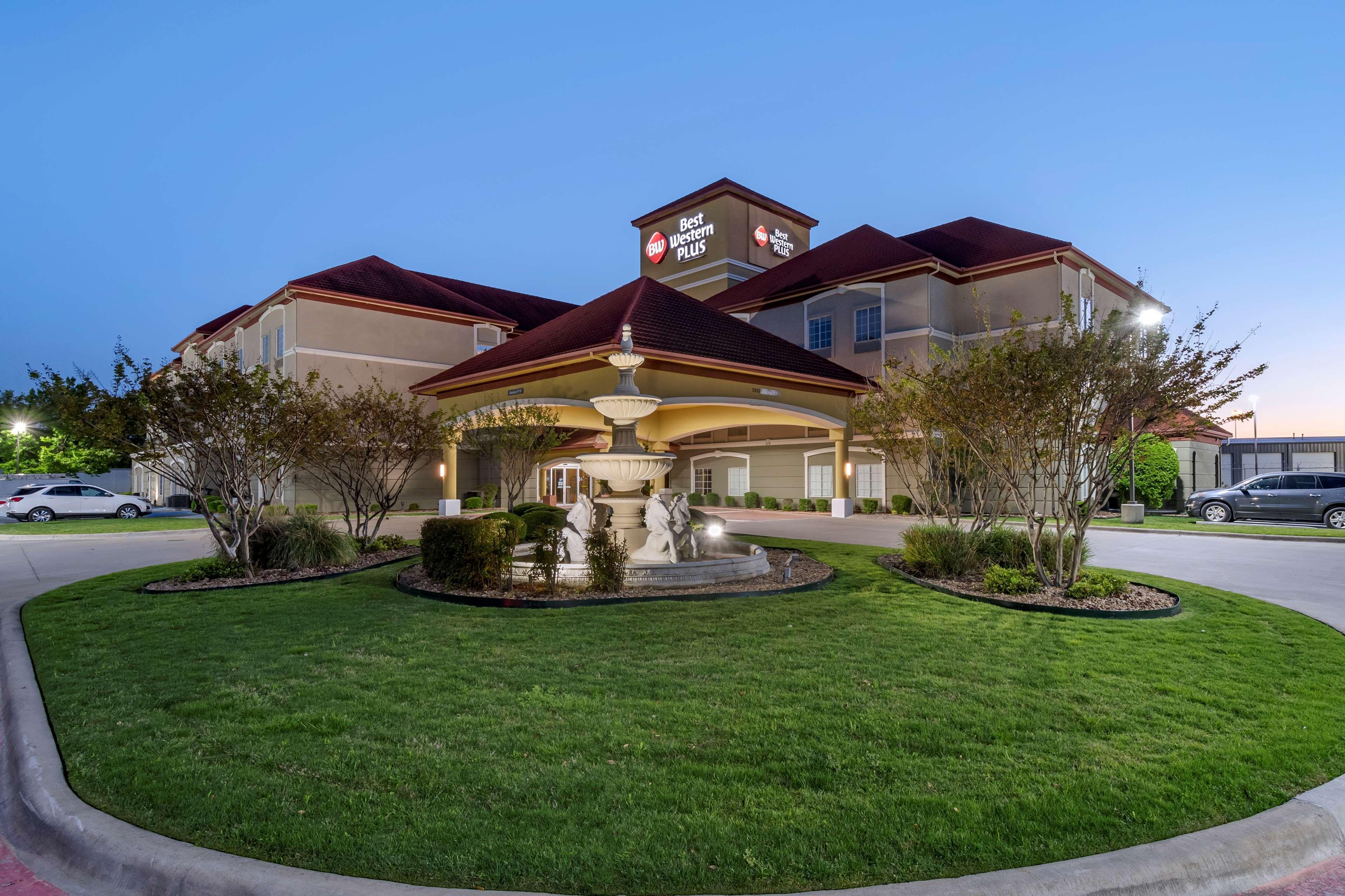 Best Western Plus Monica Royale Inn & Suites Greenville Kültér fotó